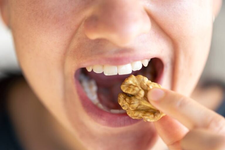 Ames Dentistry with officed in Xenia and Wilmington Ohio recommends a healthy diet for a healthier smile